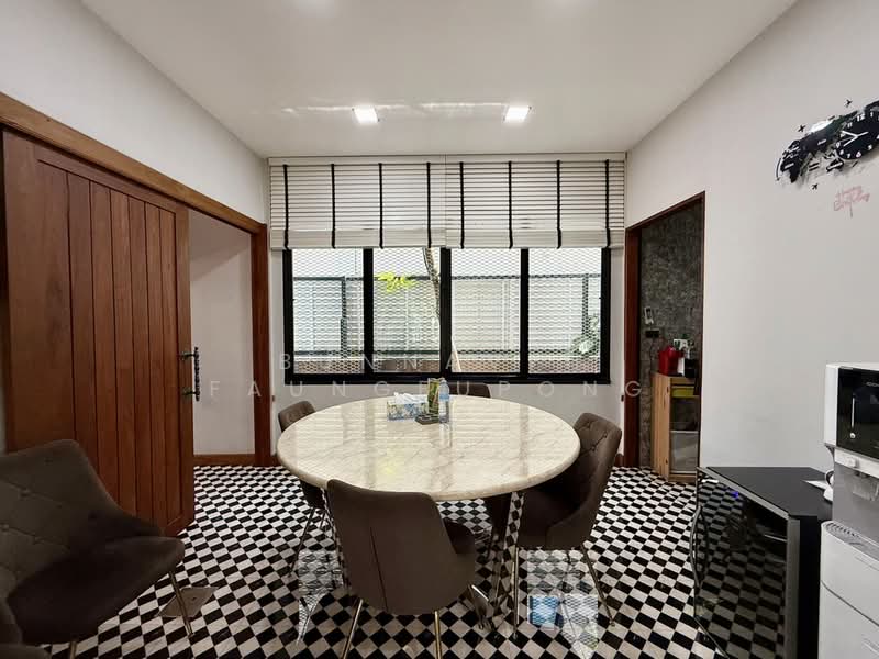 Laddarom Wongwaen-Ramintra, Bangkok, O-Ngoen, Sai Mai, Bangkok, 4 Bedrooms, 255 sqm, Single Detached House For Sale, by Bunnavit Faungfupong, 500234564 - DDproperty.com