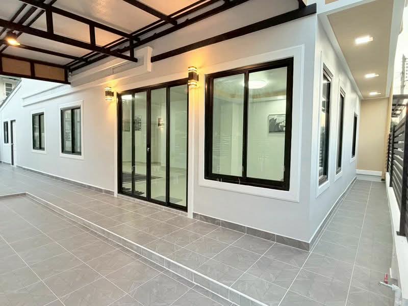 Baan Pruksa 14 A Bangbuathong : บ้านพฤกษา 14 เอ บางบัวทอง, นนทบุรี, ซอย หมู่บ้านพฤกษา 14 เอ, บางคูรัด, บางบัวทอง, นนทบุรี, 213 ตร.ม., บ้านแฝด ขาย, โดย สรภพ ยอดไชย (สีฝุ่น), 500234579 - DDproperty.com