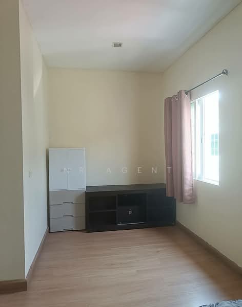 Golden Town 2 Ladprao-Kaset Nawamin, Bangkok, Soi Nawamin 42 Yak 27, Khlong Kum, Bueng Kum, Bangkok, 3 Bedrooms, 89 sqm, Townhouse For Rent, by NR AGENT, 500234581 - DDproperty.com