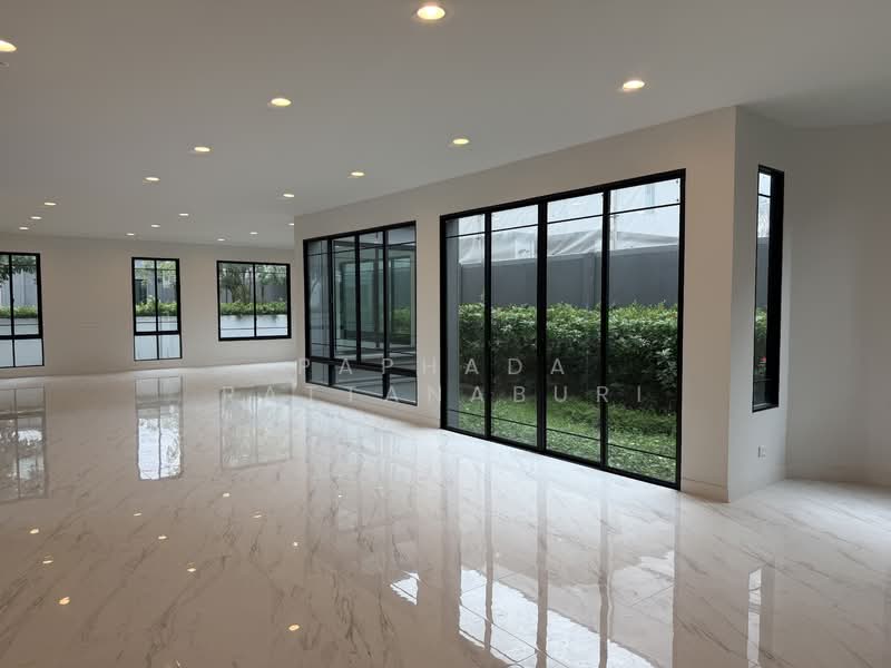 Setthasiri Wongwaen-Chatuchot, Bangkok, 1353 Sam Wa Tawan Tok, Sam Wa Tawan Tok, Khlong Sam Wa, Bangkok, 5 Bedrooms, 499 sqm, Single Detached House For Sale, by Paphada Rattanaburi, 500234586 - DDproperty.com