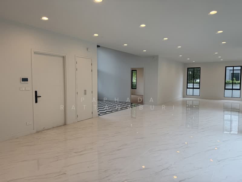 Setthasiri Wongwaen-Chatuchot : เศรษฐสิริ วงแหวน-จตุโชติ, กรุงเทพ, 1353 สามวาตะวันตก, สามวาตะวันตก, คลองสามวา, กรุงเทพ, 499 ตร.ม., บ้านเดี่ยว ขาย, โดย Paphada Rattanaburi, 500234586 - DDproperty.com