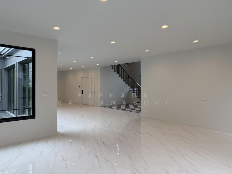 Setthasiri Wongwaen-Chatuchot, Bangkok, 1353 Sam Wa Tawan Tok, Sam Wa Tawan Tok, Khlong Sam Wa, Bangkok, 5 Bedrooms, 499 sqm, Single Detached House For Sale, by Paphada Rattanaburi, 500234586 - DDproperty.com