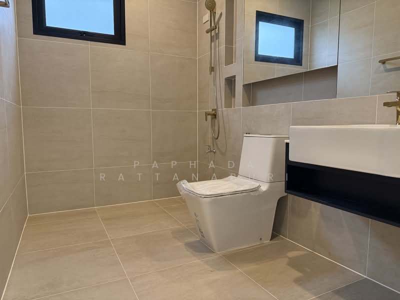 Setthasiri Wongwaen-Chatuchot, Bangkok, 1353 Sam Wa Tawan Tok, Sam Wa Tawan Tok, Khlong Sam Wa, Bangkok, 5 Bedrooms, 499 sqm, Single Detached House For Sale, by Paphada Rattanaburi, 500234586 - DDproperty.com