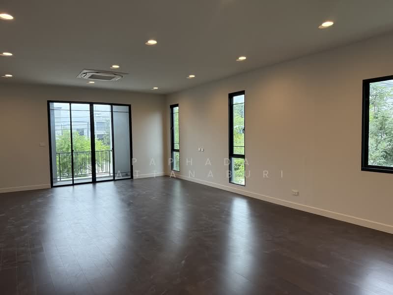 Setthasiri Wongwaen-Chatuchot, Bangkok, 1353 Sam Wa Tawan Tok, Sam Wa Tawan Tok, Khlong Sam Wa, Bangkok, 5 Bedrooms, 499 sqm, Single Detached House For Sale, by Paphada Rattanaburi, 500234586 - DDproperty.com