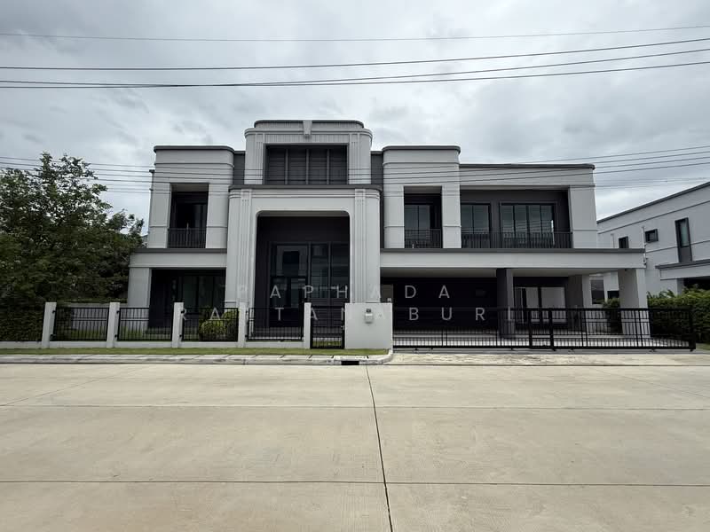 Setthasiri Wongwaen-Chatuchot, Bangkok, 1353 Sam Wa Tawan Tok, Sam Wa Tawan Tok, Khlong Sam Wa, Bangkok, 5 Bedrooms, 499 sqm, Single Detached House For Sale, by Paphada Rattanaburi, 500234586 - DDproperty.com