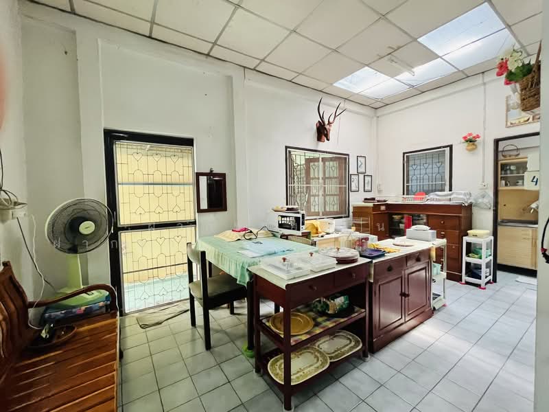 Moo Baan Kittinivet, Bangkok, Ramkhamhaeng 68, Hua Mak, Bang Kapi, Bangkok, 4 Bedrooms, 200 sqm, Single Detached House For Sale, by ฝากขายบ้าน ฝากขายบ้านมือสอง ฝากขายอสัง Realty HuB, 500234589 - DDproperty.com