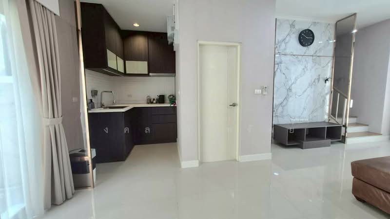 ขาย - Baan Klang Muang Sathorn-Suksawat : บ้านกลางเมือง สาทร-สุขสวัสดิ์, สมุทรปราการ