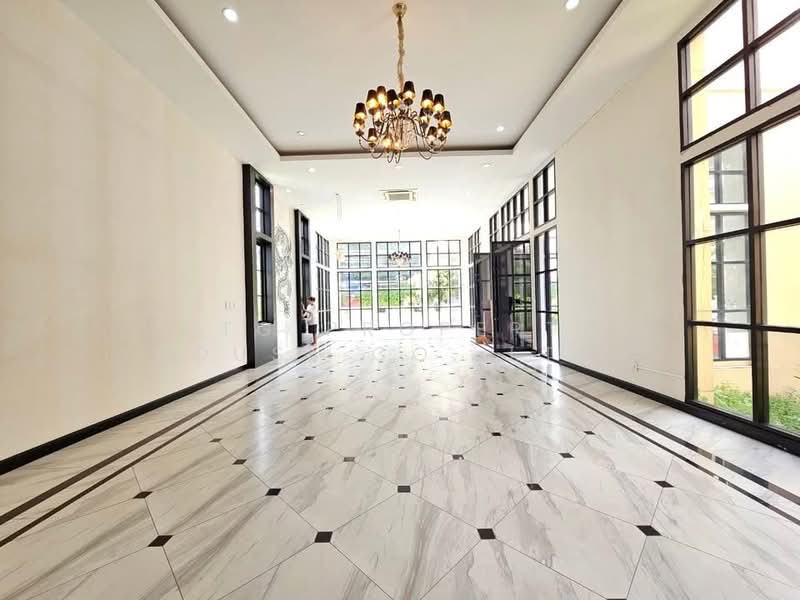 NG302 ขาย หรือ ให้เช่า ออฟฟิต คลีนิค สตูดิโอ แบริ่ง ใกล้รถไฟฟ้า เพียง 3 นาที, Bangkok, แบริ่ง5, Bang Na Tai, Bang Na, Bangkok, 3 Bedrooms, 250 sqm, Single Detached House For Rent, by NTG Property House Co.,Ltd., 500234694 - DDproperty.com