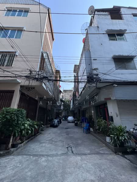อาคารพาณิชย์ 3 ชั้น ในซอยเพชรบุรี 18, Bangkok, Thanon Phetchaburi, Ratchathewi, Bangkok, , 105 sqm, Shophouse For Sale, by Jatuporn Amonsin, 500234699 - DDproperty.com