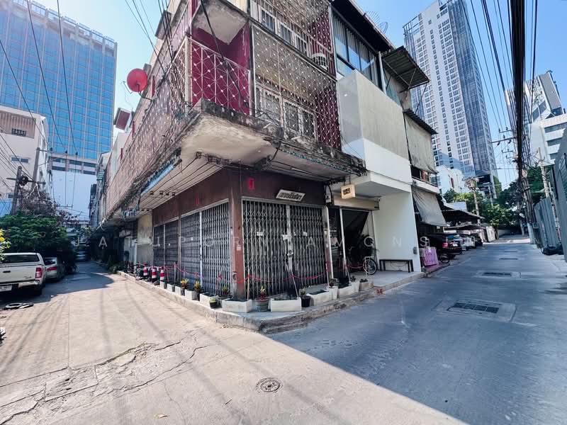 อาคารพาณิชย์ 3 ชั้น ในซอยเพชรบุรี 18, Bangkok, Thanon Phetchaburi, Ratchathewi, Bangkok, , 105 sqm, Shophouse For Sale, by Jatuporn Amonsin, 500234699 - DDproperty.com
