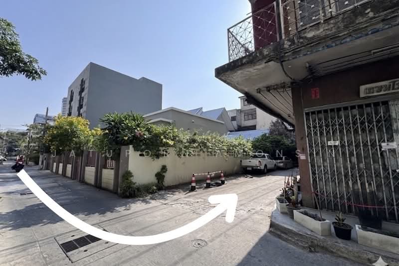 อาคารพาณิชย์ 3 ชั้น ในซอยเพชรบุรี 18, Bangkok, Thanon Phetchaburi, Ratchathewi, Bangkok, , 105 sqm, Shophouse For Sale, by Jatuporn Amonsin, 500234699 - DDproperty.com