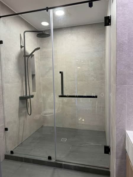 The Rajdamri, Bangkok, Ratchadamri Road, Lumphini, Pathum Wan, Bangkok, 1 Bedroom, 68 sqm, Condo For Rent, by Hathaichanok Saenset, 500234715 - DDproperty.com