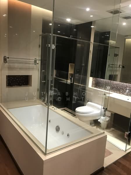 The Address Sukhumvit 28, Bangkok, 1 Soi Sukhumvit 28, Khong Tan, Khlong Toei, Bangkok, 2 Bedrooms, 67 sqm, Condo For Rent, by Juthabhorn Uppachit (Amy), 500234716 - DDproperty.com