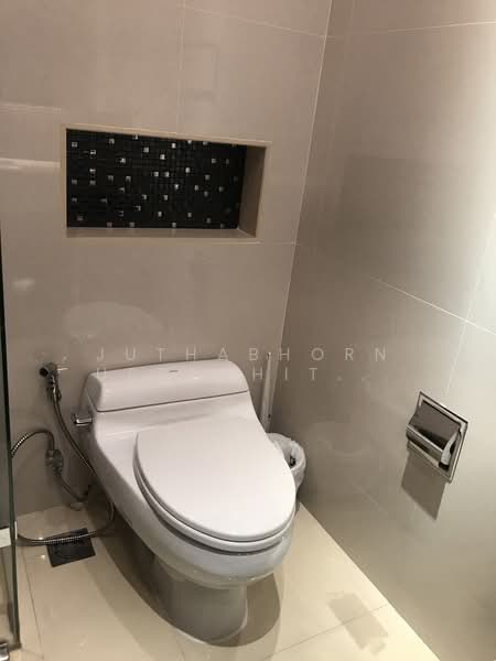 The Address Sukhumvit 28, Bangkok, 1 Soi Sukhumvit 28, Khong Tan, Khlong Toei, Bangkok, 2 Bedrooms, 67 sqm, Condo For Rent, by Juthabhorn Uppachit (Amy), 500234716 - DDproperty.com