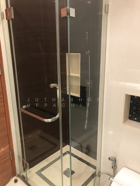 The Address Sukhumvit 28, Bangkok, 1 Soi Sukhumvit 28, Khong Tan, Khlong Toei, Bangkok, 2 Bedrooms, 67 sqm, Condo For Rent, by Juthabhorn Uppachit (Amy), 500234716 - DDproperty.com