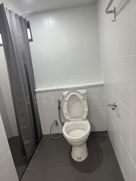 Beverly Tower, Bangkok, 52 Soi Chai Yot, Khlongtoei Nua, Watthana, Bangkok, 1 Bedroom, 65 sqm, Condo For Rent, by Juthabhorn Uppachit (Amy), 500234724 - DDproperty.com