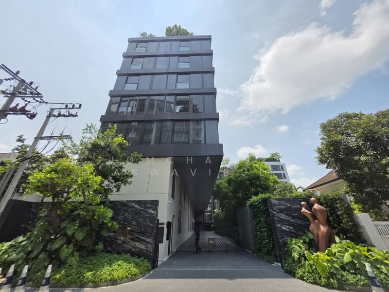 Via 34, Bangkok, 15 Soi Sukhumvit 34, Khong Tan, Khlong Toei, Bangkok, 3 Bedrooms, 151 sqm, Condo For Sale, by Jomchanok Aswavibul, 500234728 - DDproperty.com