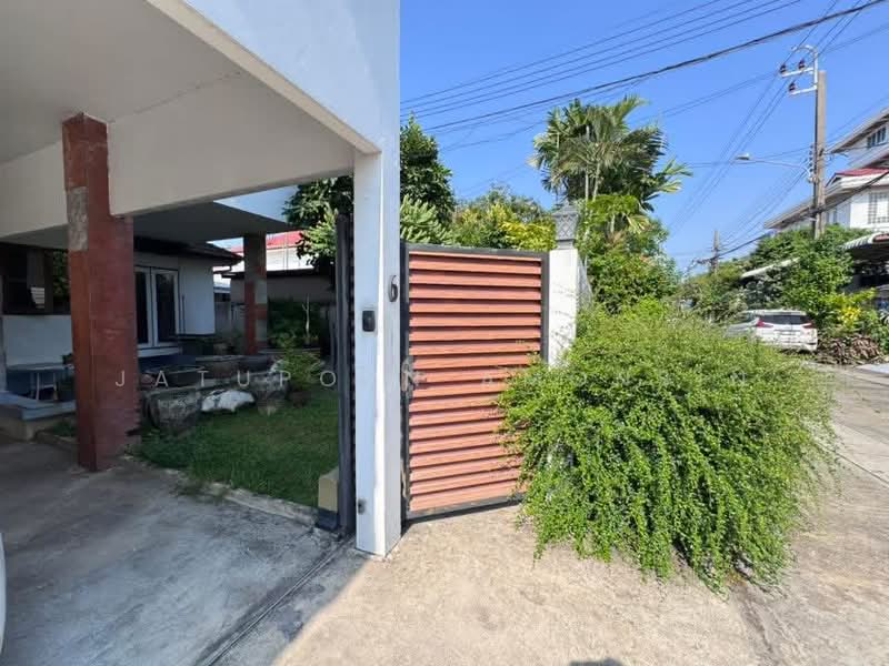 บ้านเดี่ยวแปลงใหญ่ 97 ตร.วา “วิภาวดี 62 แยก 4-1”, Bangkok, Talat Bang Khen, Lak Si, Bangkok, 4 Bedrooms, 250 sqm, Single Detached House For Sale, by Jatuporn Amonsin, 500234734 - DDproperty.com
