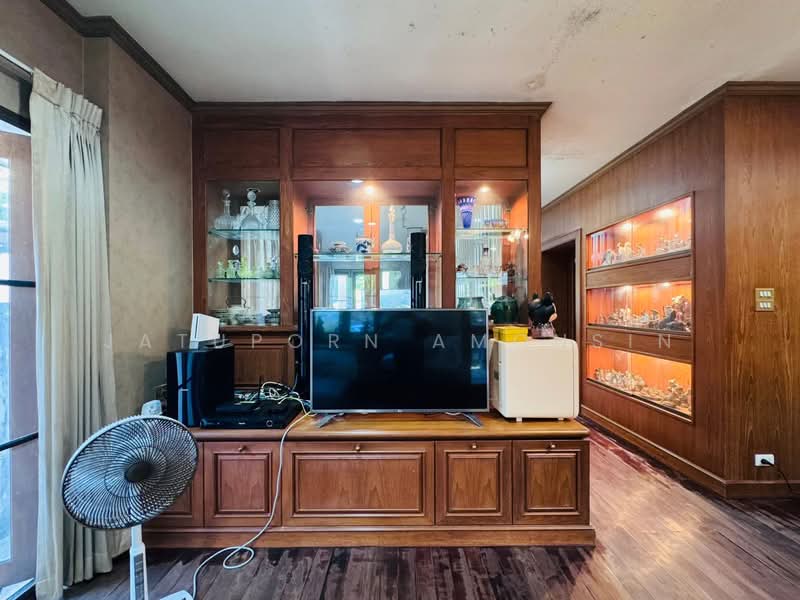 บ้านเดี่ยวแปลงใหญ่ 97 ตร.วา “วิภาวดี 62 แยก 4-1”, Bangkok, Talat Bang Khen, Lak Si, Bangkok, 4 Bedrooms, 250 sqm, Single Detached House For Sale, by Jatuporn Amonsin, 500234734 - DDproperty.com