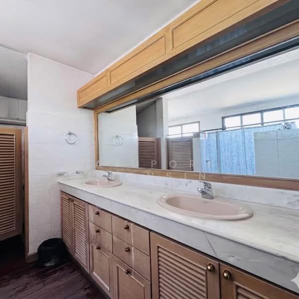 บ้านเดี่ยวแปลงใหญ่ 97 ตร.วา “วิภาวดี 62 แยก 4-1”, Bangkok, Talat Bang Khen, Lak Si, Bangkok, 4 Bedrooms, 250 sqm, Single Detached House For Sale, by Jatuporn Amonsin, 500234734 - DDproperty.com