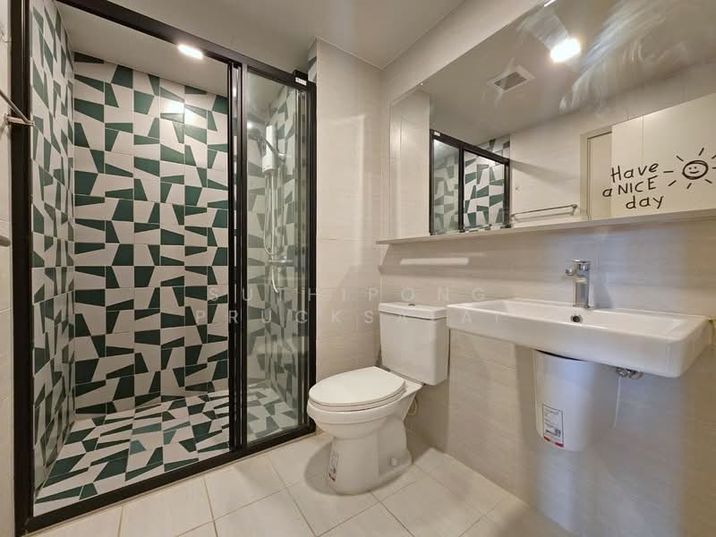 The Base Sukhumvit 50, Bangkok, Soi Roem Charoen 1, Sukhumvit 50 Road, Phra Kanong, Khlong Toei, Bangkok, 1 Bedroom, 32 sqm, Condo For Rent, by Suthipong Prucksalai, 500234737 - DDproperty.com