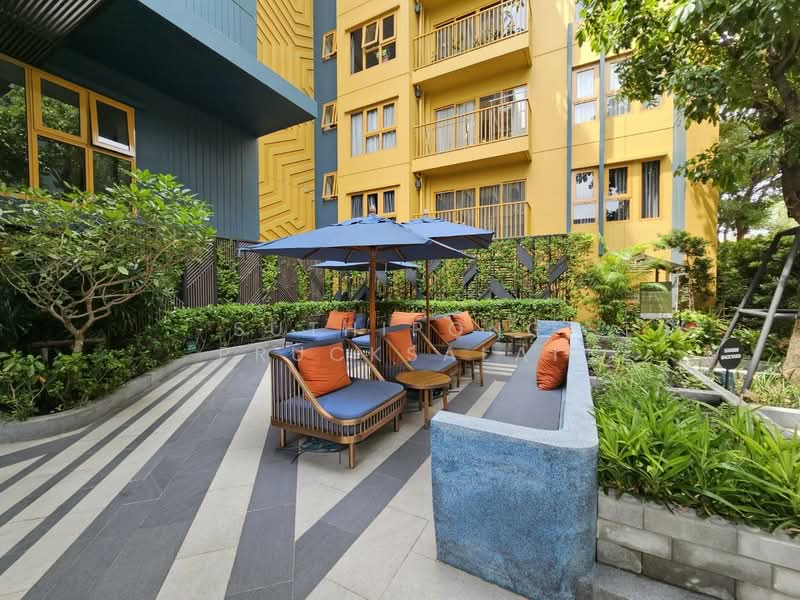 The Base Sukhumvit 50, Bangkok, Soi Roem Charoen 1, Sukhumvit 50 Road, Phra Kanong, Khlong Toei, Bangkok, 1 Bedroom, 32 sqm, Condo For Rent, by Suthipong Prucksalai, 500234737 - DDproperty.com