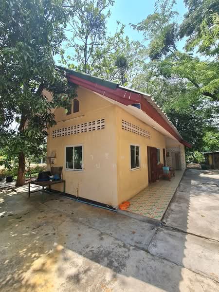 Land for sale in Sam Phran, Nakhon Pathom, with existing buildings, total area 7 rai, near Phetkasem, Nakhon Pathom, เพชรเกษม, Khlong Mai, Sam Phran, Nakhon Pathom, , 11,116 sqm, Land For Sale, by Fareeda Thaipatan, 500234740 - DDproperty.com