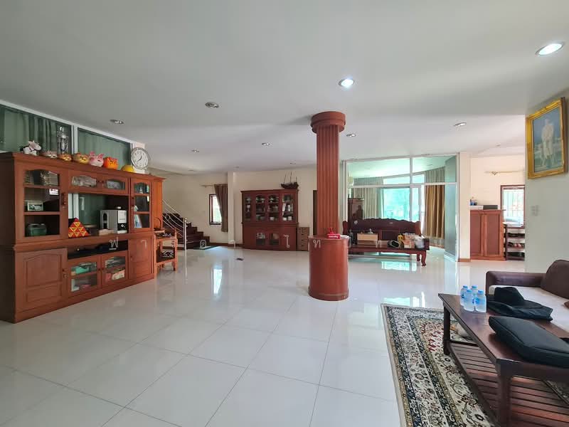 Land for sale in Sam Phran, Nakhon Pathom, with existing buildings, total area 7 rai, near Phetkasem, Nakhon Pathom, เพชรเกษม, Khlong Mai, Sam Phran, Nakhon Pathom, , 11,116 sqm, Land For Sale, by Fareeda Thaipatan, 500234740 - DDproperty.com