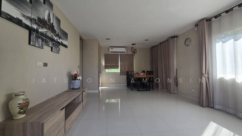 Perfect Place Wongwaen-Ramkhamhaeng : เพอร์เฟค เพลส วงแหวน-รามคำแหง, กรุงเทพ, 94 ถนน เคหะร่มเกล้า, คลองสองต้นนุ่น, ลาดกระบัง, กรุงเทพ, 180 ตร.ม., บ้านเดี่ยว ขาย, โดย Jatuporn Amonsin, 500234744 - DDproperty.com