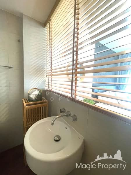 Siri At Sukhumvit, Bangkok, 902 Sukhumvit Road, Phra Kanong, Khlong Toei, Bangkok, 1 Bedroom, 51 sqm, Condo For Rent, by Magic Property, 500234746 - DDproperty.com