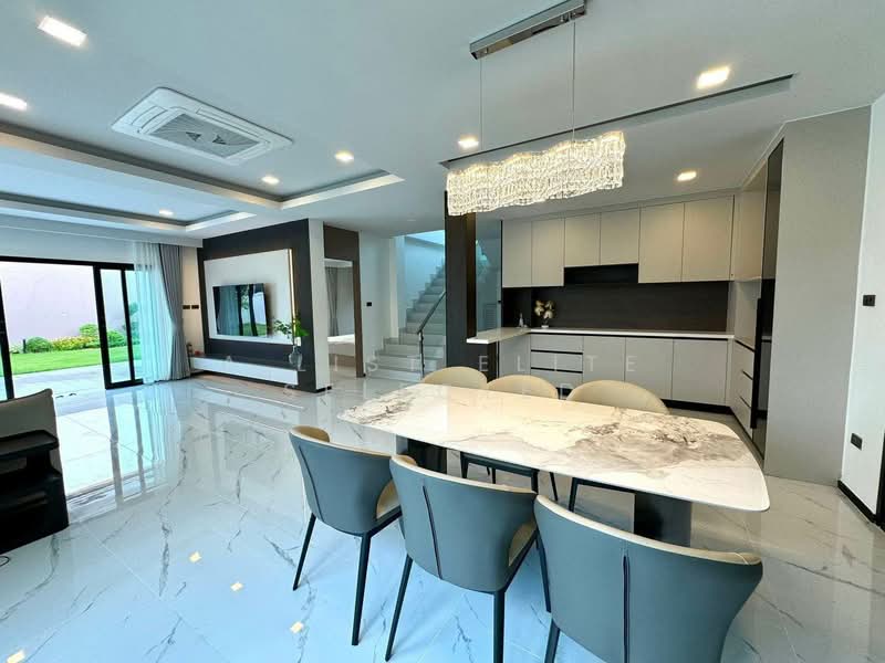 Pattaya Tower, Chon Buri (Pattaya), 79 Pattaya 4, Bang Lamung, Bang Lamung (Pattaya), Chon Buri (Pattaya), 5 Bedrooms, 300 sqm, Condo For Rent, by A LIST ELITE SELECTED, 500234758 - DDproperty.com