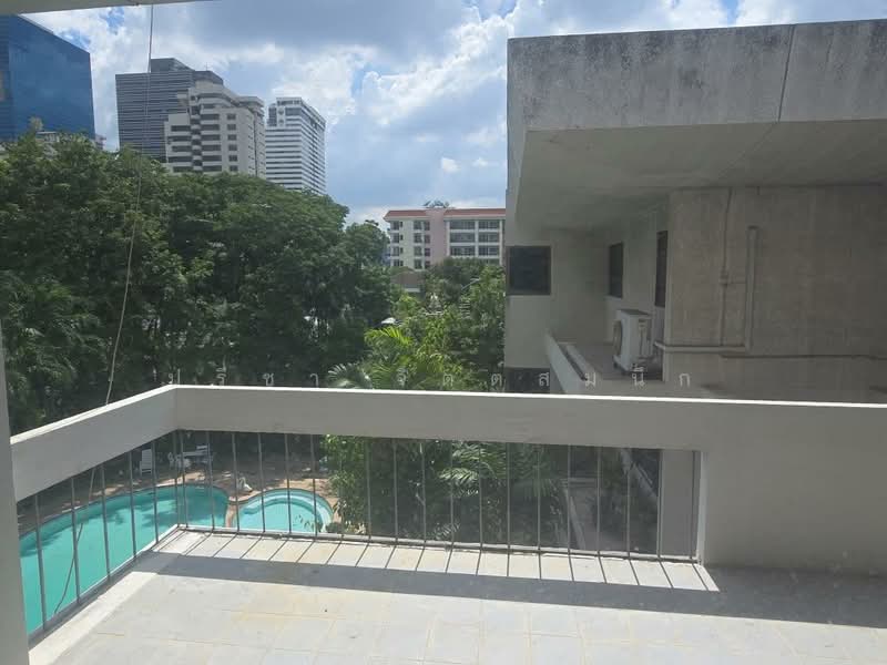 Low-rise, old-style apartment, 200 sq m, 3 bedrooms, 2 big balconies, pet-friendly, near BTS Ari, Bangkok, พหลโยธิน, Samsen Nai, Phaya Thai, Bangkok, 3 Bedrooms, 200 sqm, Villa For Rent, by ปรีชา จิตต์สมนึก, 500234770 - DDproperty.com