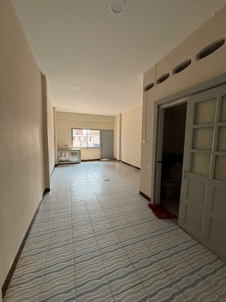 ขายด่วน! อาคารพาณิชย์ 2 ชั้น 19 ตรว 240 ตรม เสนานิคม 1 ซ.42 3 นอน 2 ห้องน้ำ BTS เสนานิคม, กรุงเทพ, เสนานิคม, จตุจักร, กรุงเทพ, 240 ตร.ม., ตึกแถว-อาคารพาณิชย์ ขาย, โดย เจสสิก้า, 500234784 - DDproperty.com