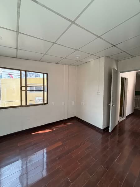 ขายด่วน! อาคารพาณิชย์ 2 ชั้น 19 ตรว 240 ตรม เสนานิคม 1 ซ.42 3 นอน 2 ห้องน้ำ BTS เสนานิคม, กรุงเทพ, เสนานิคม, จตุจักร, กรุงเทพ, 240 ตร.ม., ตึกแถว-อาคารพาณิชย์ ขาย, โดย เจสสิก้า, 500234784 - DDproperty.com