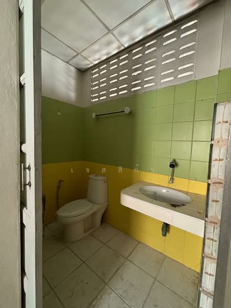 ขายด่วน! อาคารพาณิชย์ 2 ชั้น 19 ตรว 240 ตรม เสนานิคม 1 ซ.42 3 นอน 2 ห้องน้ำ BTS เสนานิคม, กรุงเทพ, เสนานิคม, จตุจักร, กรุงเทพ, 240 ตร.ม., ตึกแถว-อาคารพาณิชย์ ขาย, โดย เจสสิก้า, 500234784 - DDproperty.com