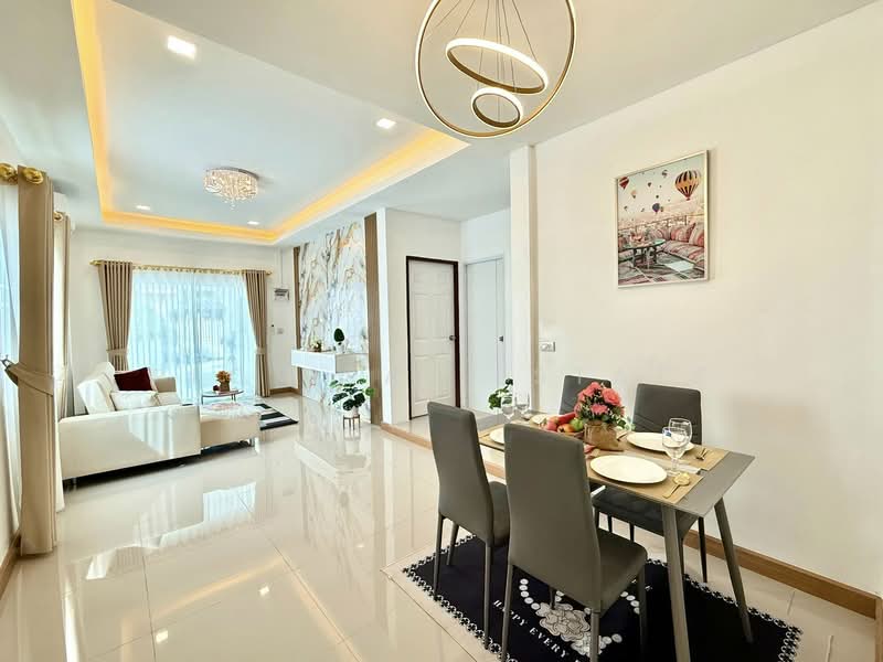 ขายทาวน์เฮ้าส์ชั้นเดียว พัทยาตะวันออก, ชลบุรี, บางละมุง, บางละมุง, ชลบุรี, 192 ตร.ม., ทาวน์เฮ้าส์ ขาย, โดย PLC Real Estate, 500234833 - DDproperty.com