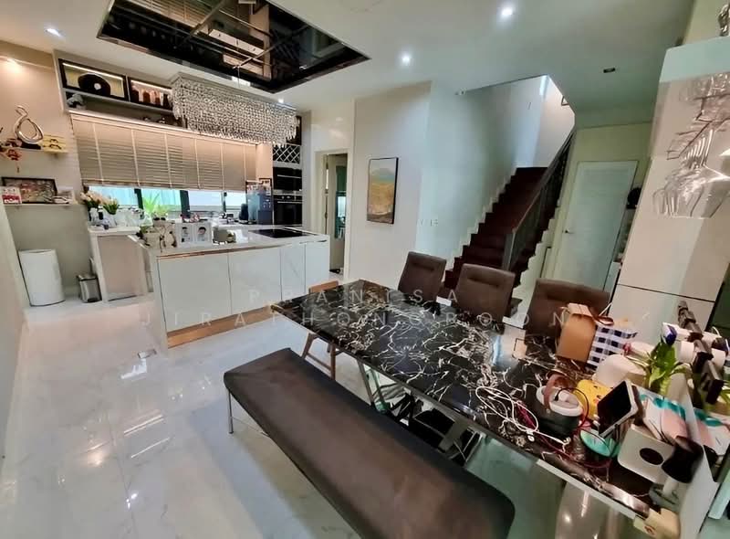 Narasiri Topiary Nawamindra, Bangkok, Nawamin Road, Khlong Kum, Bueng Kum, Bangkok, 4 Bedrooms, 317 sqm, Single Detached House For Sale, by Pranisa Jirathongpoon, 500234851 - DDproperty.com