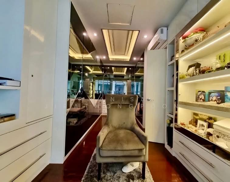 Narasiri Topiary Nawamindra, Bangkok, Nawamin Road, Khlong Kum, Bueng Kum, Bangkok, 4 Bedrooms, 317 sqm, Single Detached House For Sale, by Pranisa Jirathongpoon, 500234851 - DDproperty.com