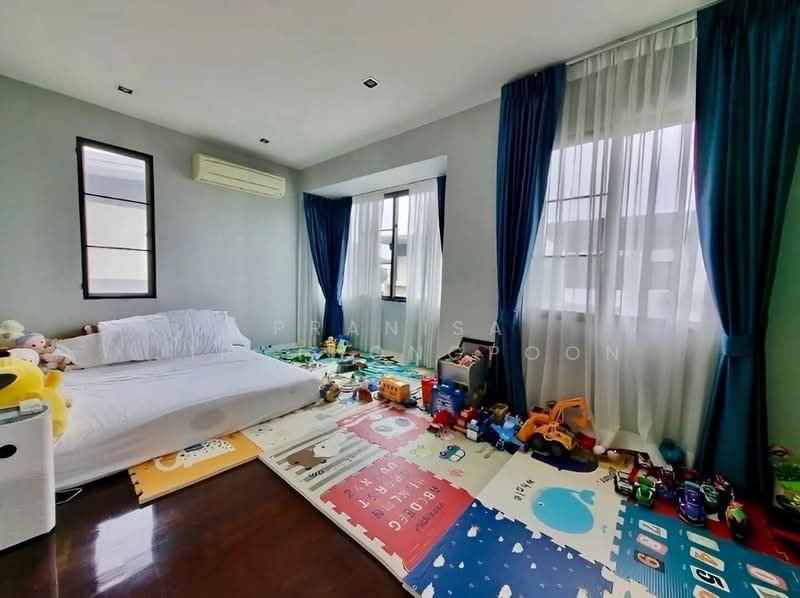 Narasiri Topiary Nawamindra, Bangkok, Nawamin Road, Khlong Kum, Bueng Kum, Bangkok, 4 Bedrooms, 317 sqm, Single Detached House For Sale, by Pranisa Jirathongpoon, 500234851 - DDproperty.com