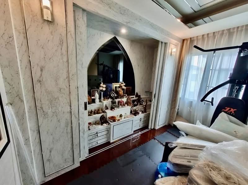 Narasiri Topiary Nawamindra, Bangkok, Nawamin Road, Khlong Kum, Bueng Kum, Bangkok, 4 Bedrooms, 317 sqm, Single Detached House For Sale, by Pranisa Jirathongpoon, 500234851 - DDproperty.com