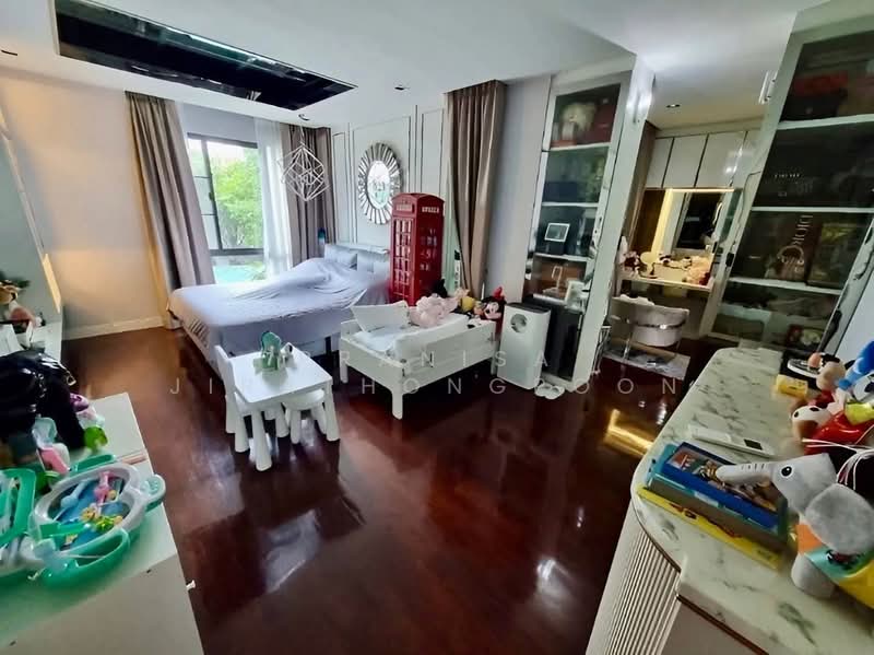 Narasiri Topiary Nawamindra, Bangkok, Nawamin Road, Khlong Kum, Bueng Kum, Bangkok, 4 Bedrooms, 317 sqm, Single Detached House For Sale, by Pranisa Jirathongpoon, 500234851 - DDproperty.com