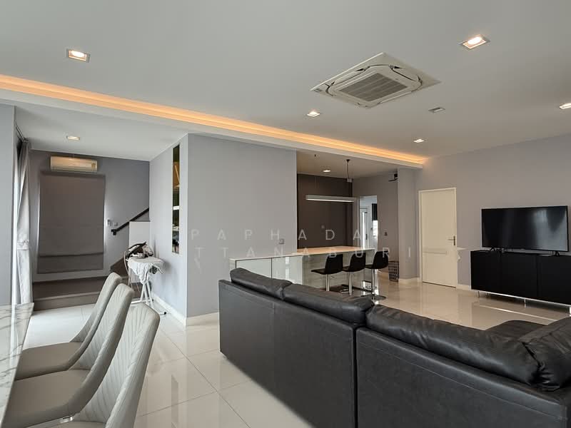 Mantana Onnut-Wongwaen 5, Bangkok, Kanchanaphisek Road, Dok Mai, Prawet, Bangkok, 4 Bedrooms, 286 sqm, Single Detached House For Sale, by Paphada Rattanaburi, 500234861 - DDproperty.com