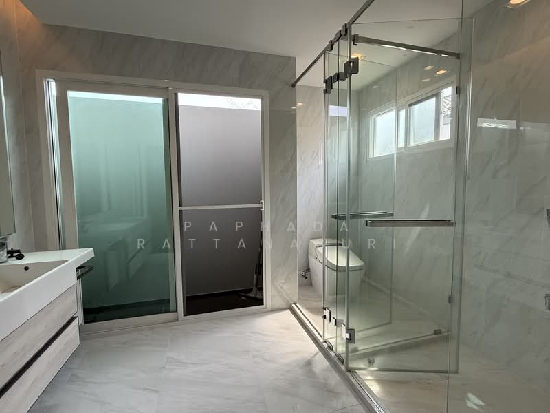 Mantana Onnut-Wongwaen 5, Bangkok, Kanchanaphisek Road, Dok Mai, Prawet, Bangkok, 4 Bedrooms, 286 sqm, Single Detached House For Sale, by Paphada Rattanaburi, 500234861 - DDproperty.com