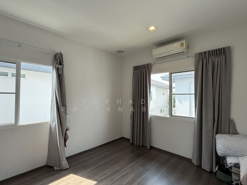 Mantana Onnut-Wongwaen 5, Bangkok, Kanchanaphisek Road, Dok Mai, Prawet, Bangkok, 4 Bedrooms, 286 sqm, Single Detached House For Sale, by Paphada Rattanaburi, 500234861 - DDproperty.com