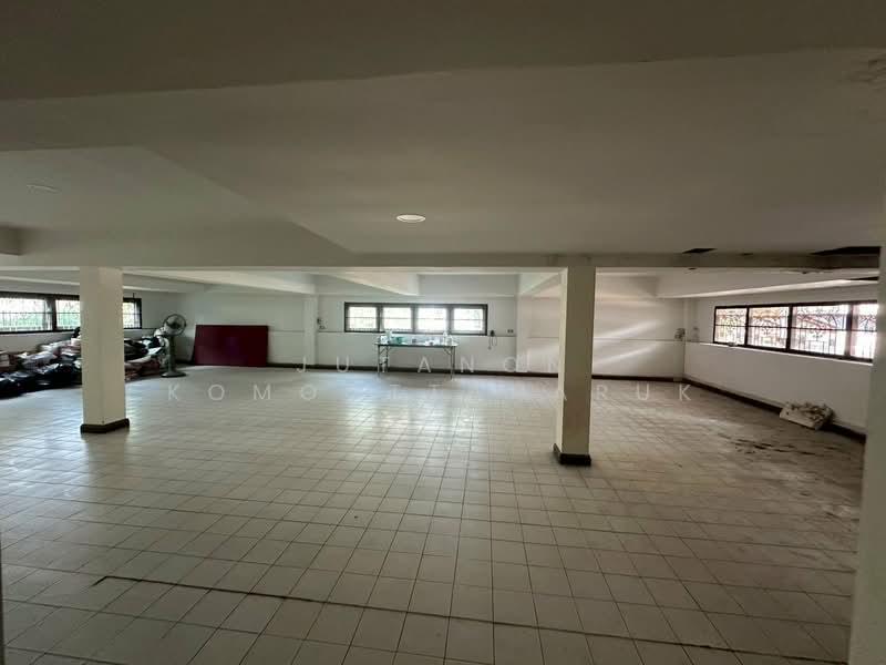 ขายบ้านเดี่ยว 2 ชั้น หมู่บ้านเอกชัยออร์คิด การ์เด้น ทำเลดี เดินทางสะดวก, Bangkok, Bang Bon, Bang Bon, Bangkok, 5 Bedrooms, 1,000 sqm, Single Detached House For Sale, by Jutanon Komoottanaruk, 500234864 - DDproperty.com