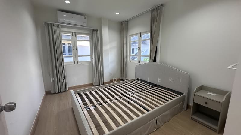 Perfect Place Ramkhamhaeng 164, Bangkok, Soi Ramkhamhaeng 164, Saphan Sung, Saphan Sung, Bangkok, 4 Bedrooms, 316 sqm, Single Detached House For Sale, by Parit Daolert, 500234881 - DDproperty.com