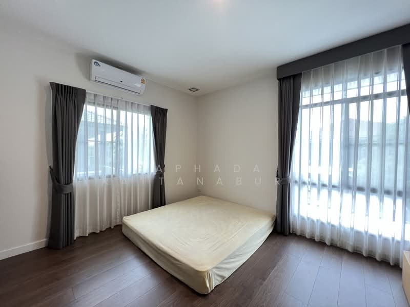 Mantana Srinakarin - Bangna, Samut Prakan, 159 Wat Nam Daeng Road, Bang Kaeo, Bang Plee, Samut Prakan, 4 Bedrooms, 184 sqm, Single Detached House For Sale, by Paphada Rattanaburi, 500234907 - DDproperty.com