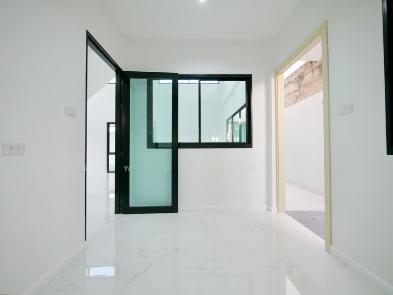 ขายบ้านเดี่ยว 2 ชั้น ซอยนวมินทร์ 113, Bangkok, Nuan Chan, Bueng Kum, Bangkok, 3 Bedrooms, 178 sqm, Single Detached House For Sale, by ทัตเทพ ดิลกพัฒนะกูล, 500234910 - DDproperty.com