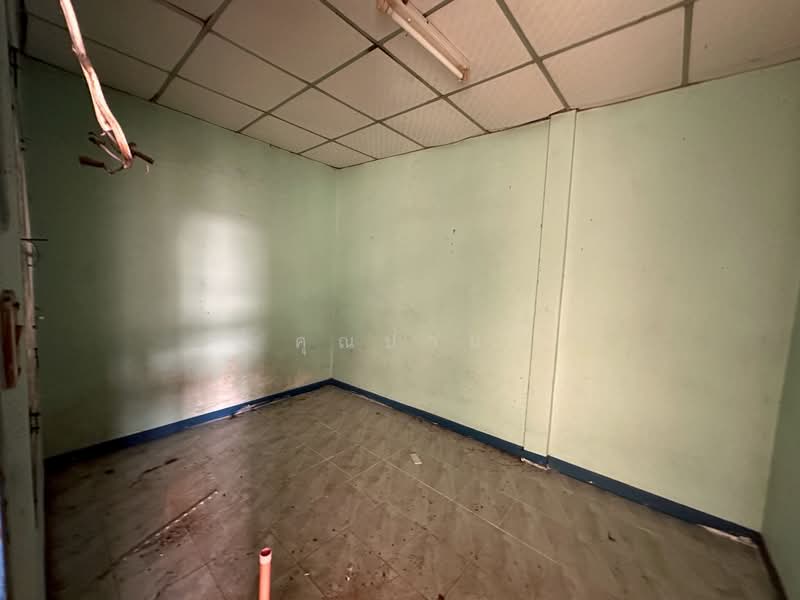 ทาว์นเฮาส์ ซอยวัดวังหิน ใจกลางเมืองศรีราชา เดินทางสะดวกสบาย เข้าออกง่าย ปากซอยวัดวังหิน, ชลบุรี, สุรศักดิ์, ศรีราชา, ชลบุรี, 130 ตร.ม., ทาวน์เฮ้าส์ ขาย, โดย คุณป่าน, 500234929 - DDproperty.com