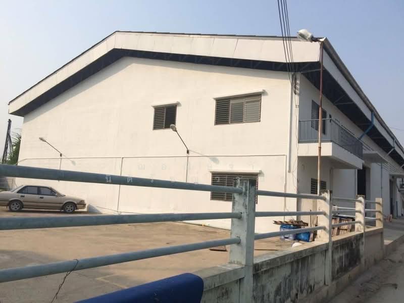 โกดังให้เช่าแพรกษา สมุทรปราการ ขนาด 800ตรม. รถเทรลเลอร์เข้าออกได้ ไฟ3เฟส, Samut Prakan, Phraeksa, Muang Samut Prakarn, Samut Prakan, , 1,000 sqm, Warehouse/Factory For Rent, by เฌอณิษฐา นิติวัชญ์วาณิช, 500234942 - DDproperty.com